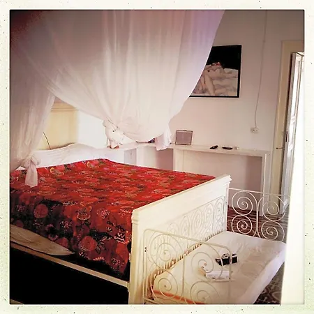 Bed and breakfast Casa 3 Archi Alicudi