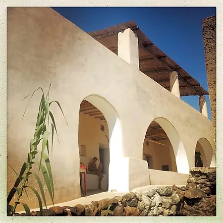 Casa 3 Archi Panzió Alicudi